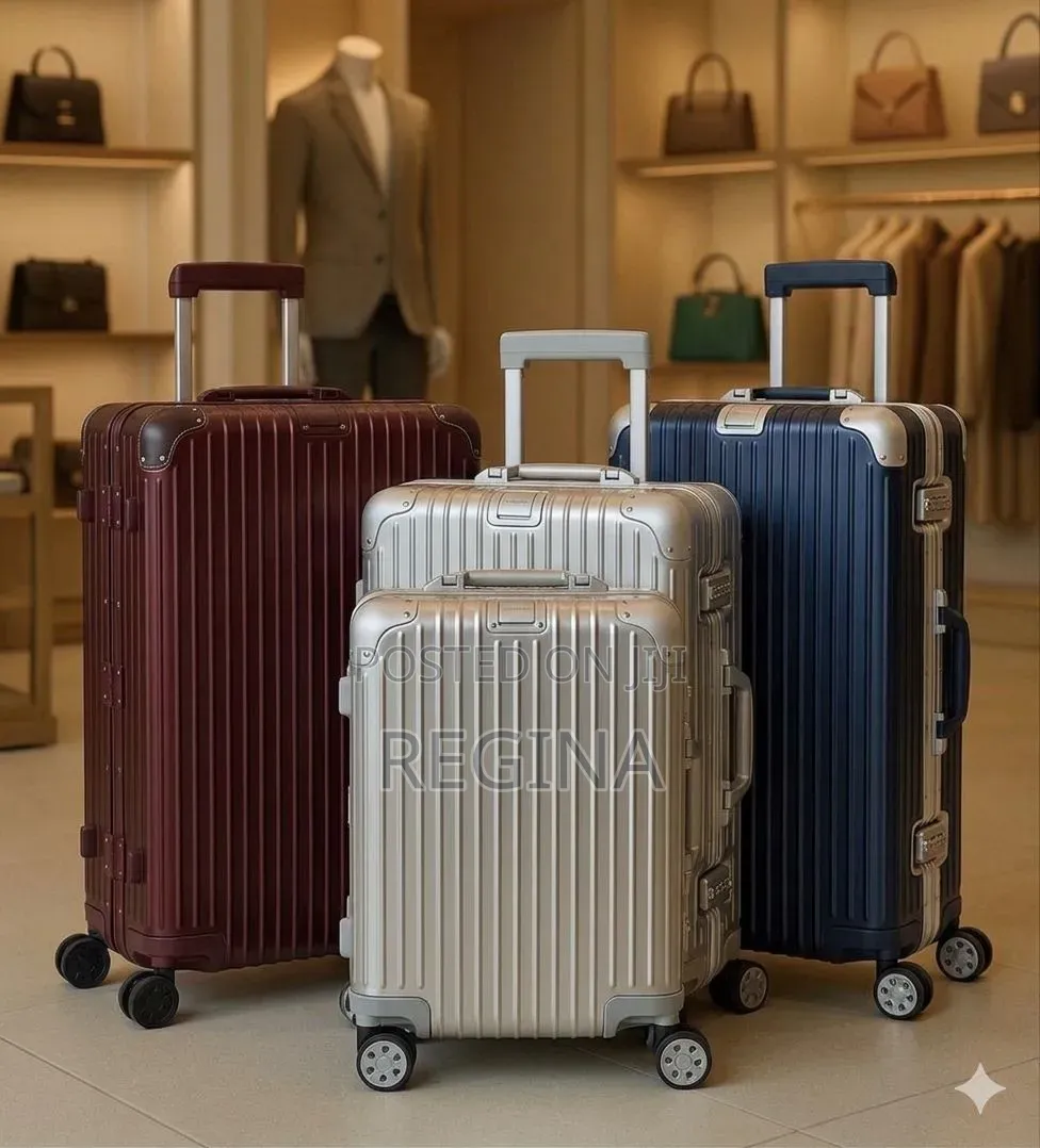 Suitcase With Good Plastic
