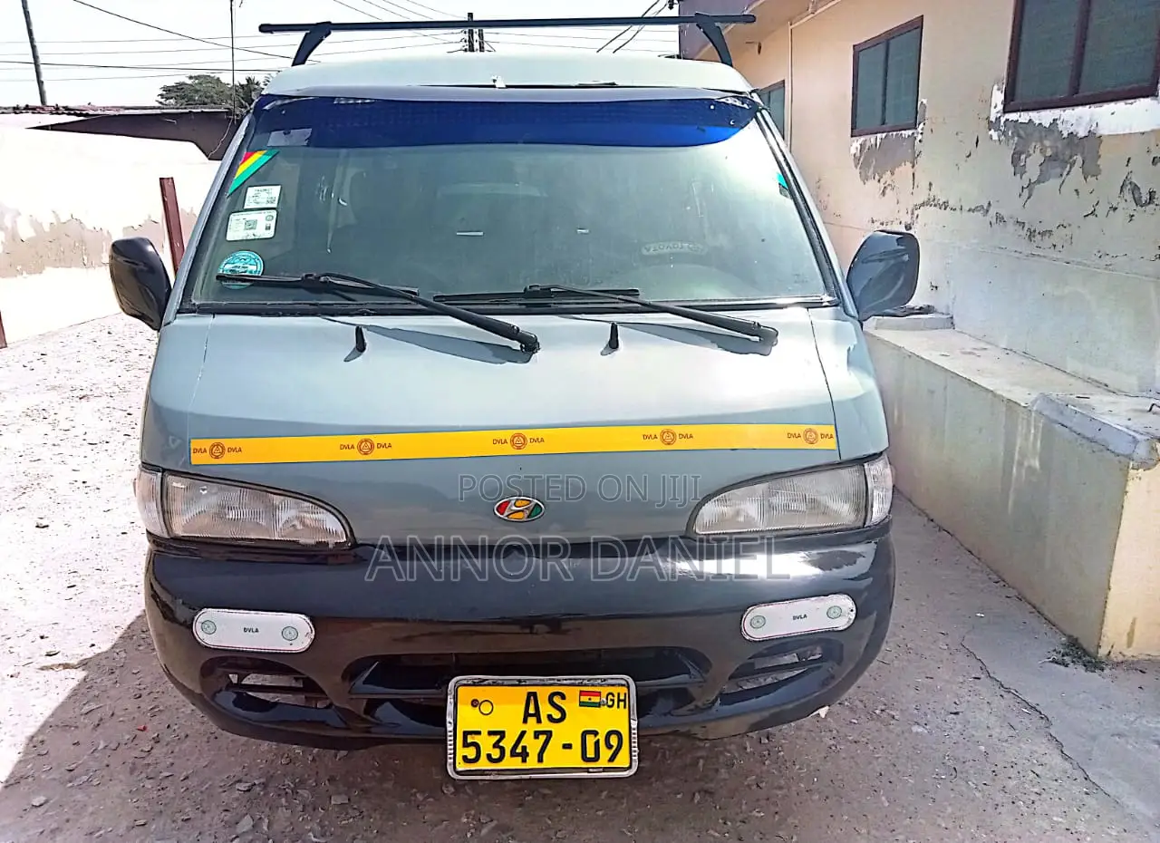 Hyundai H-100 2004 Grey