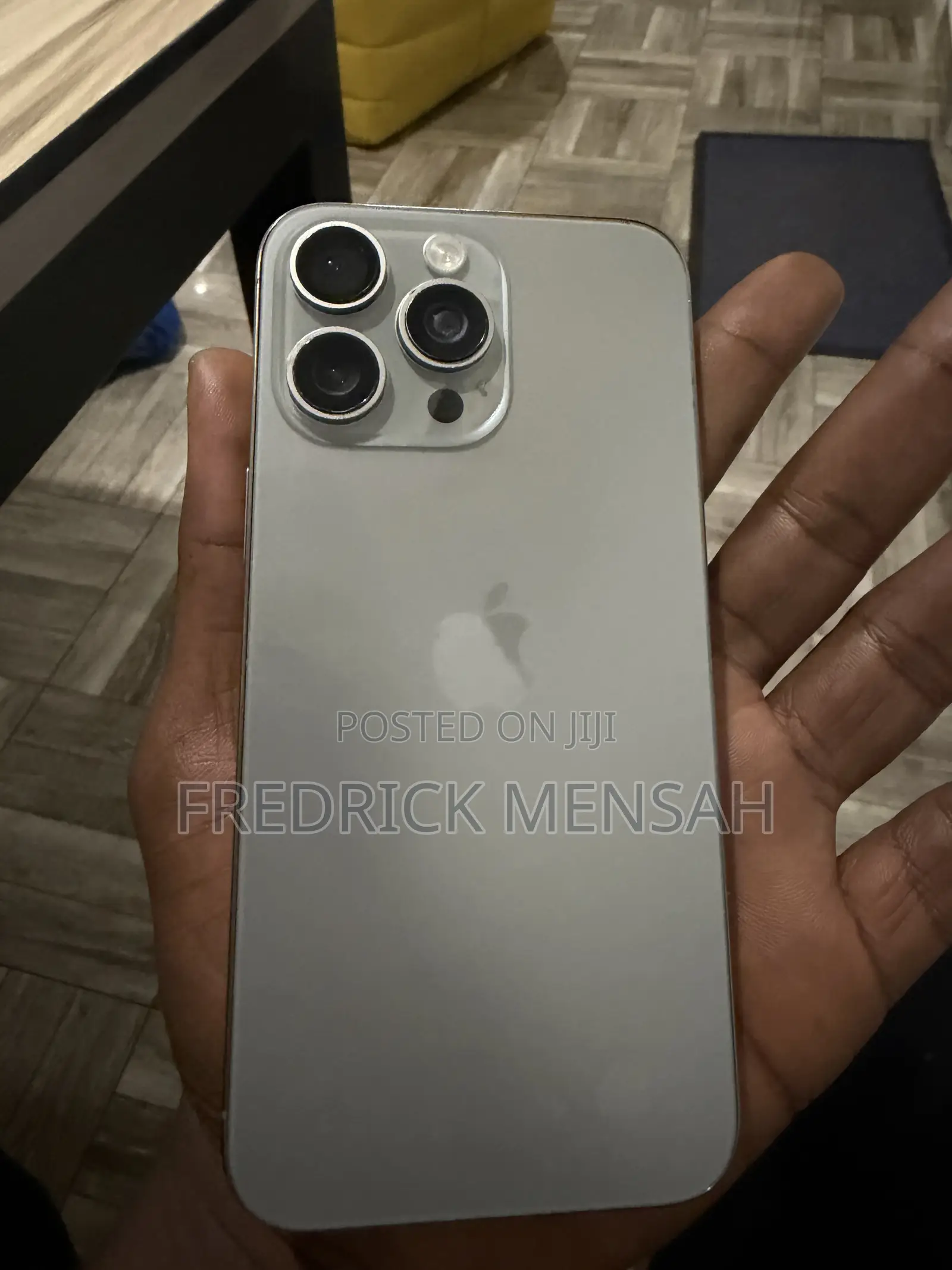 Apple iPhone 15 Pro Max 256 GB Gray