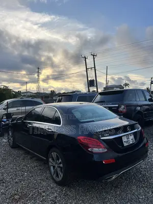 Mercedes-Benz C300 2017 Black