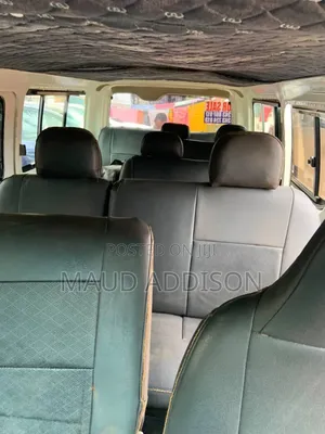 Toyota HiAce 2010 White