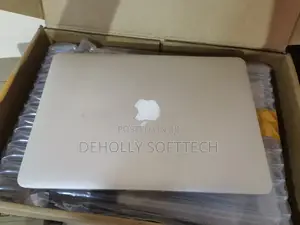 New Laptop Apple MacBook Pro 2015 8GB Intel Core 5 SSD 256GB