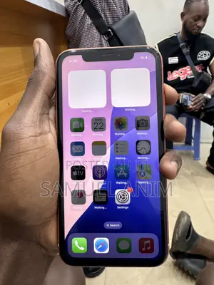 Apple iPhone XR 64 GB Orange