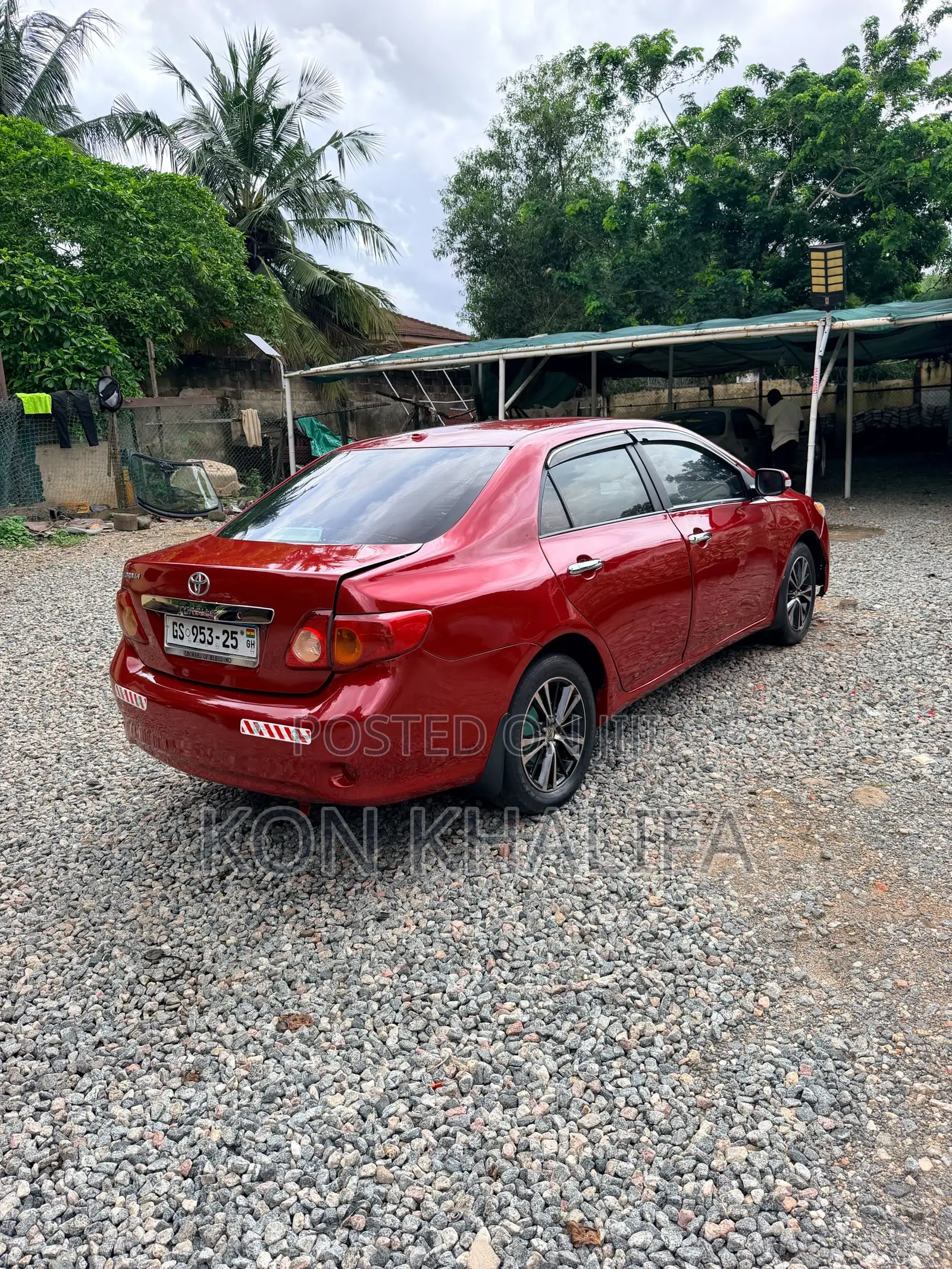 Toyota Corolla Base 4dr Sedan (1.8L 4cyl 5M) 2010 Red