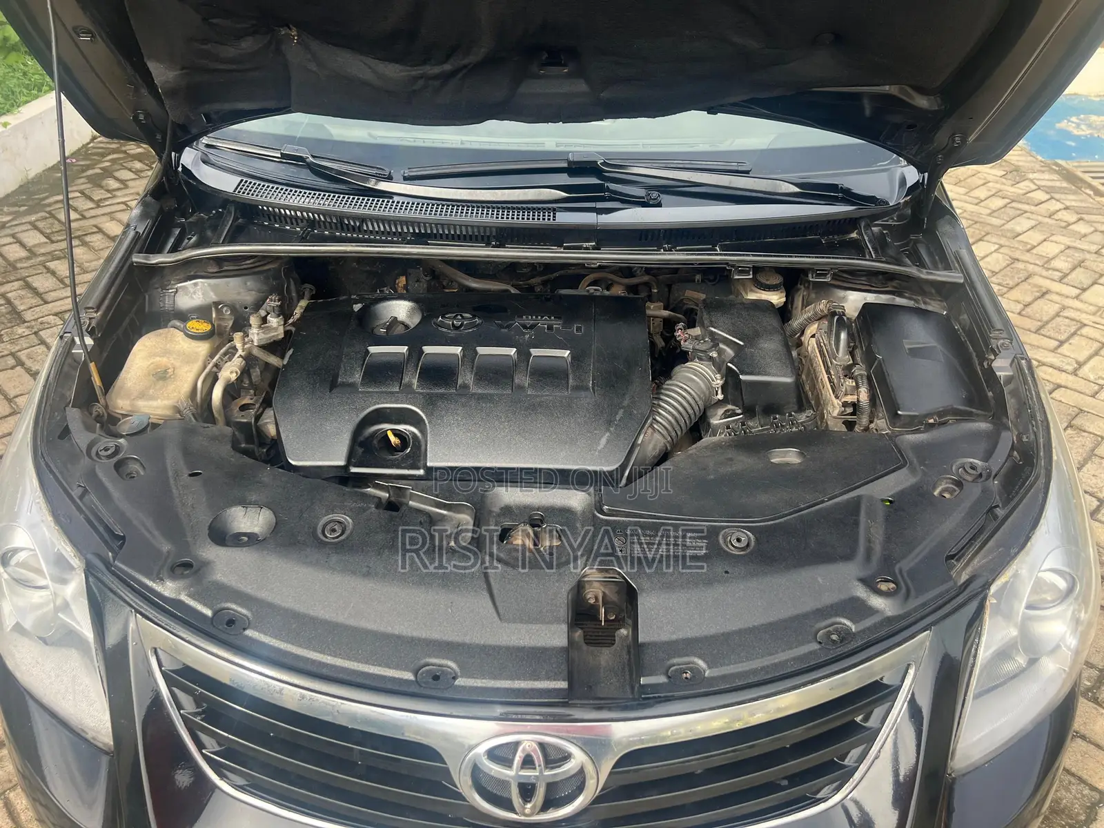 Toyota Avensis 2.0 Advanced 2011 Black