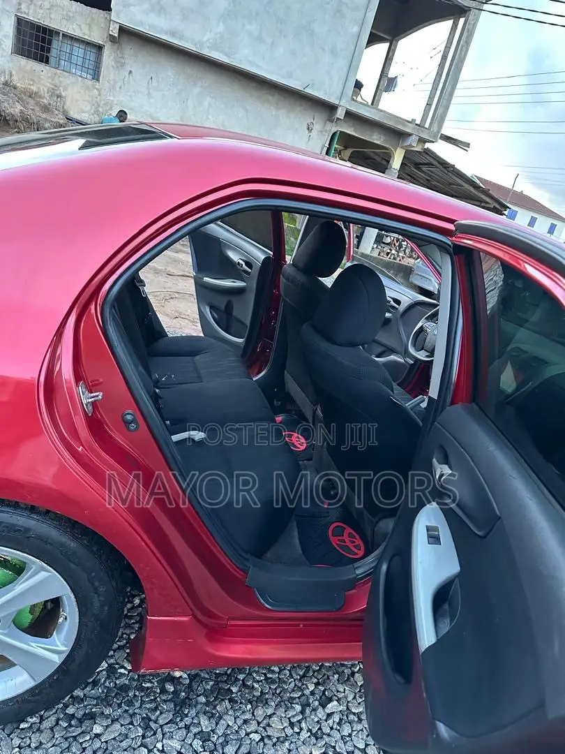 Toyota Corolla S 4dr Sedan (1.8L 4cyl 4A) 2012 Red