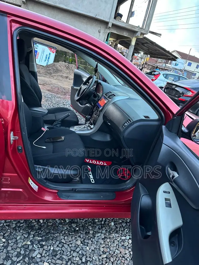Toyota Corolla S 4dr Sedan (1.8L 4cyl 4A) 2012 Red