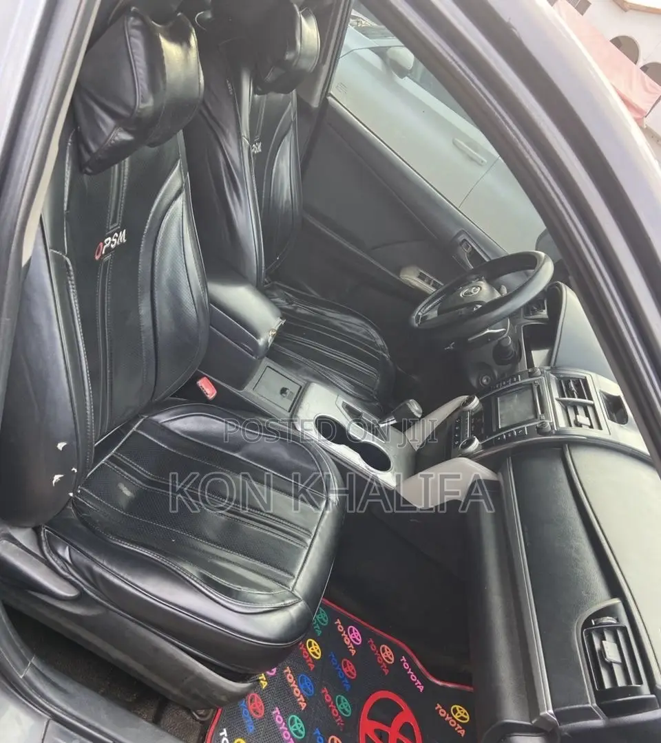 Toyota Camry 2014 Gray