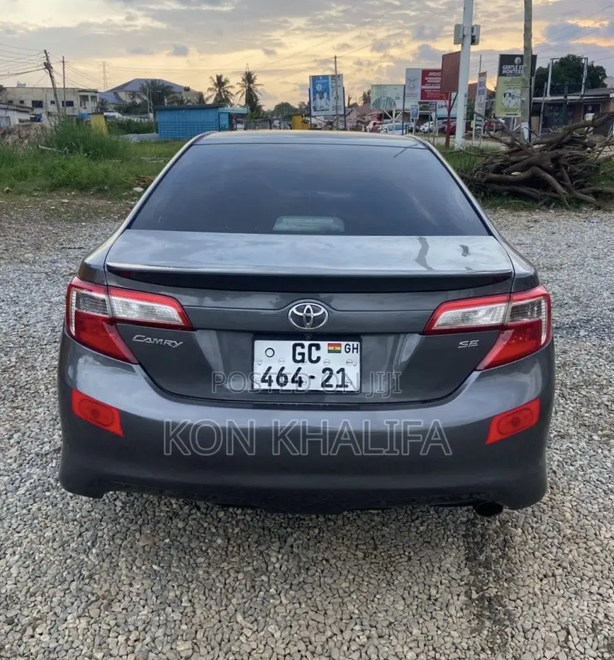 Toyota Camry 2014 Gray