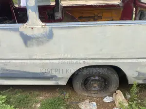 Hyundai H-100 2002 Grey