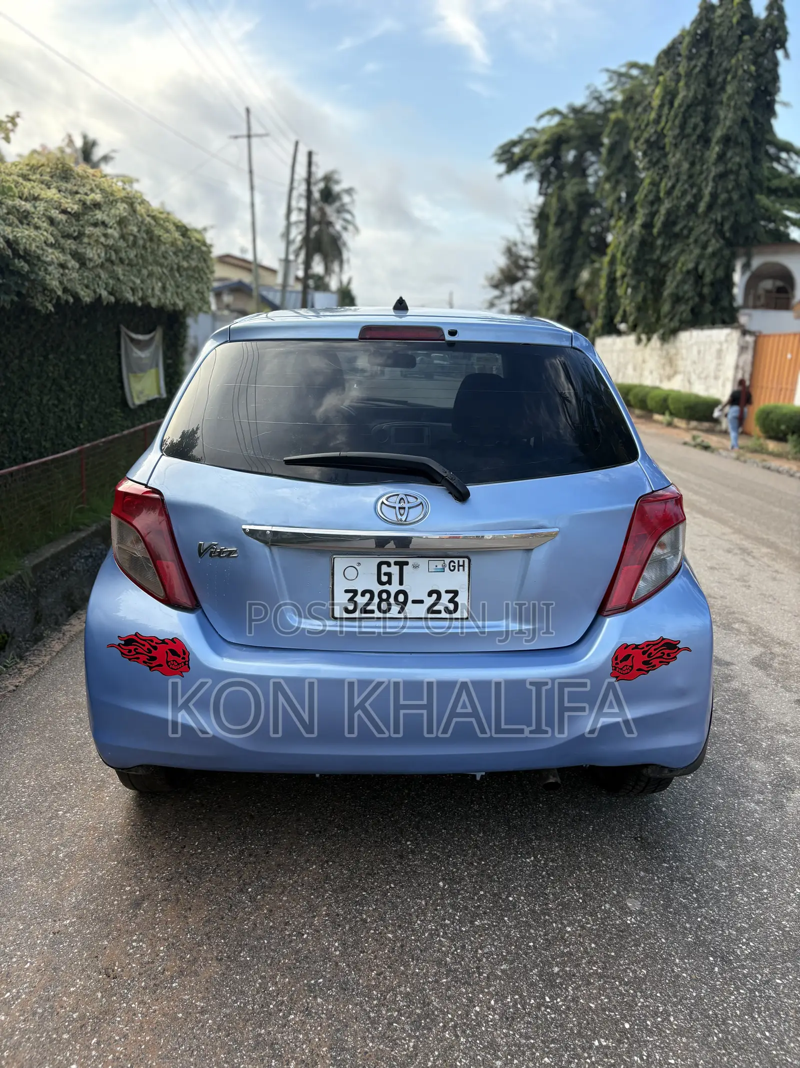 Toyota Vitz 1.3 FWD 5dr 2012 Blue