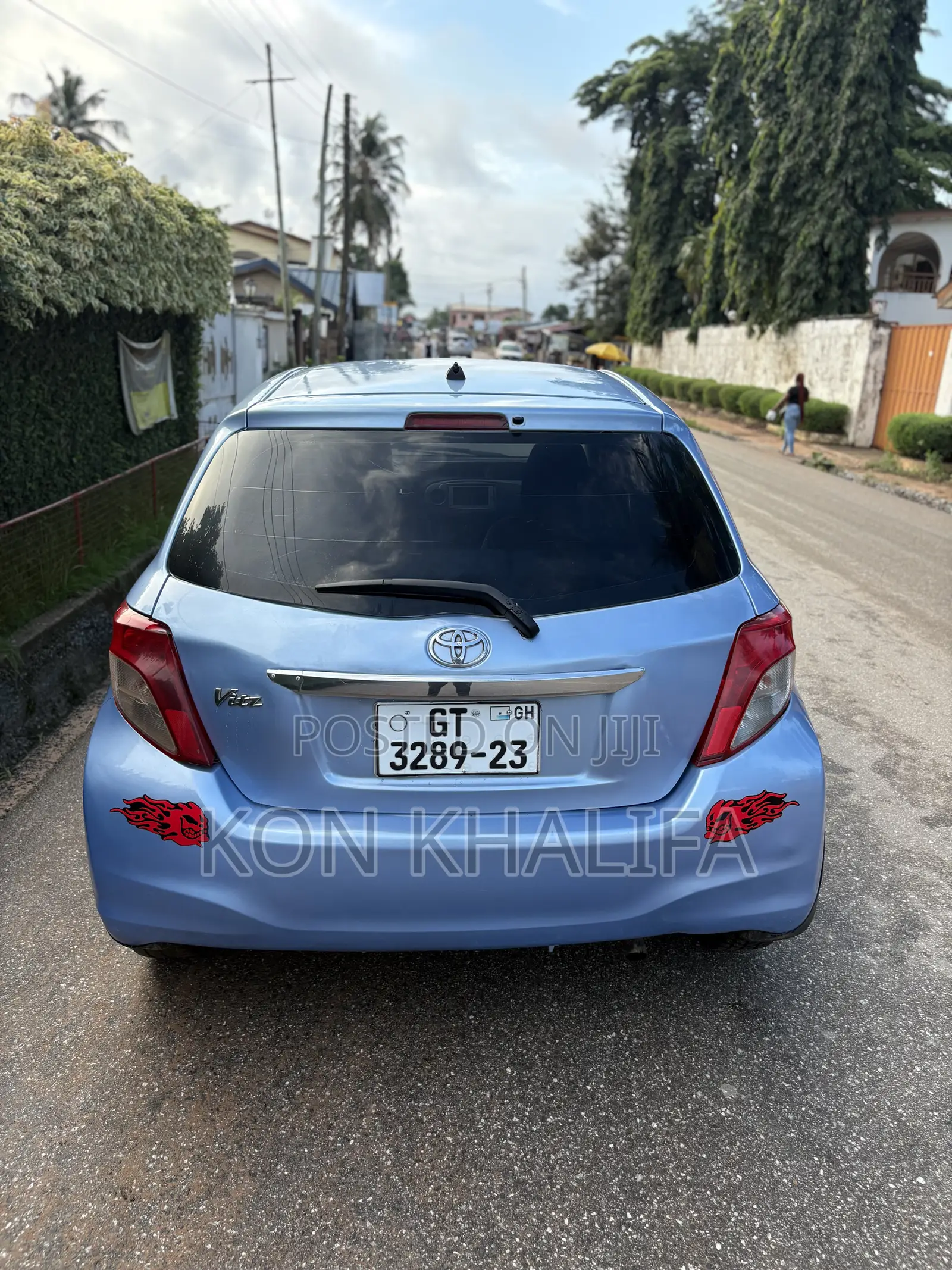 Toyota Vitz 1.3 FWD 5dr 2012 Blue