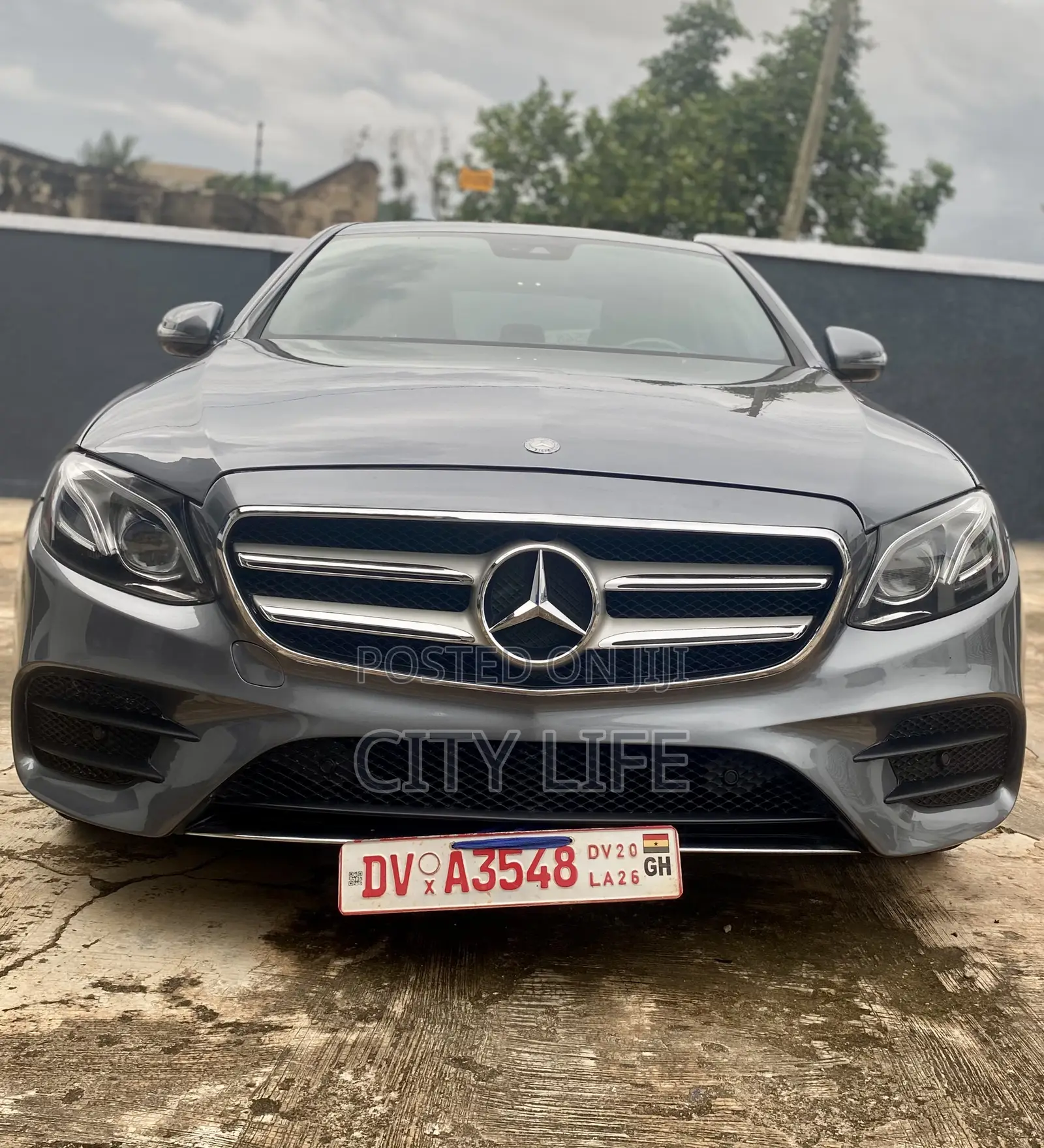 Mercedes-Benz E300 4Matic AWD Sedan (2.0L 4cyl 9A) 2017 Gray