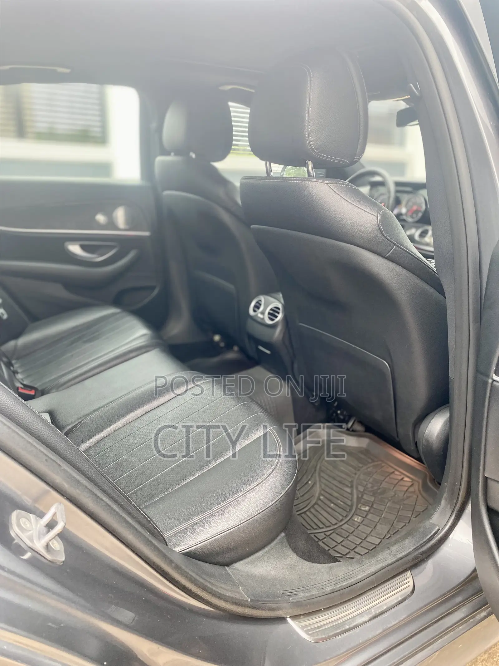 Mercedes-Benz E300 4Matic AWD Sedan (2.0L 4cyl 9A) 2017 Gray