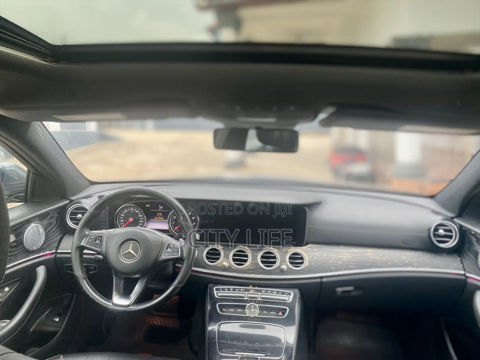 Mercedes-Benz E300 4Matic AWD Sedan (2.0L 4cyl 9A) 2017 Gray