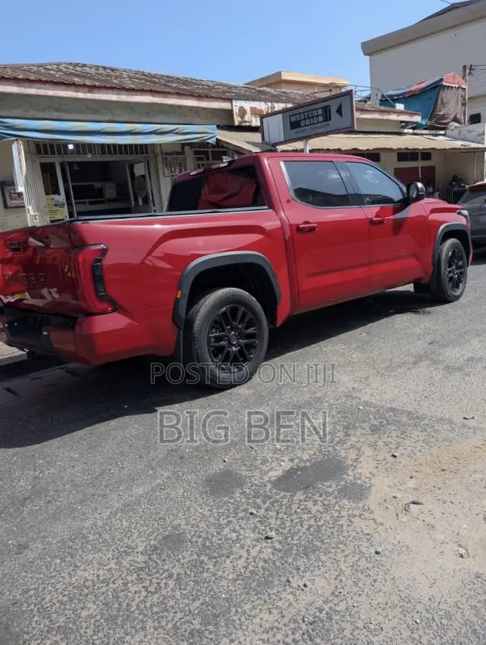 Toyota Tundra SR5 2022 Red