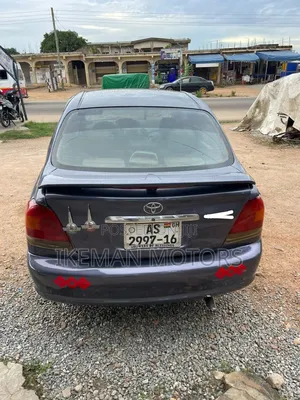 Toyota Echo Sedan 2005 Gray