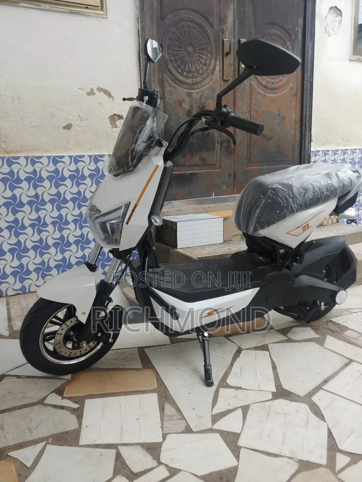Motorcycle 2026 White