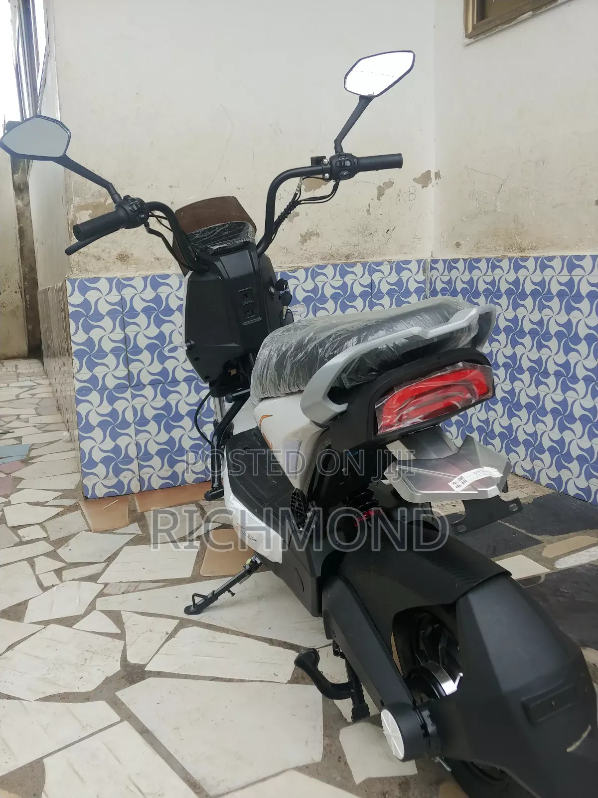 Motorcycle 2026 White