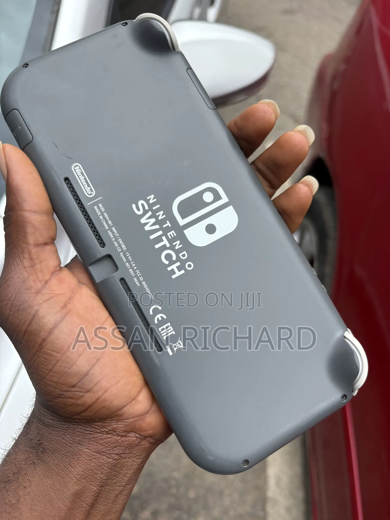 Nintendo Switch Lite Available on the Low Price.