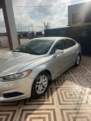 Ford Fusion SE 2013 Silver