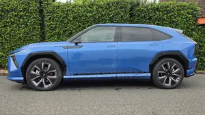 New Honda CR-V e:FCEV 2025 Blue