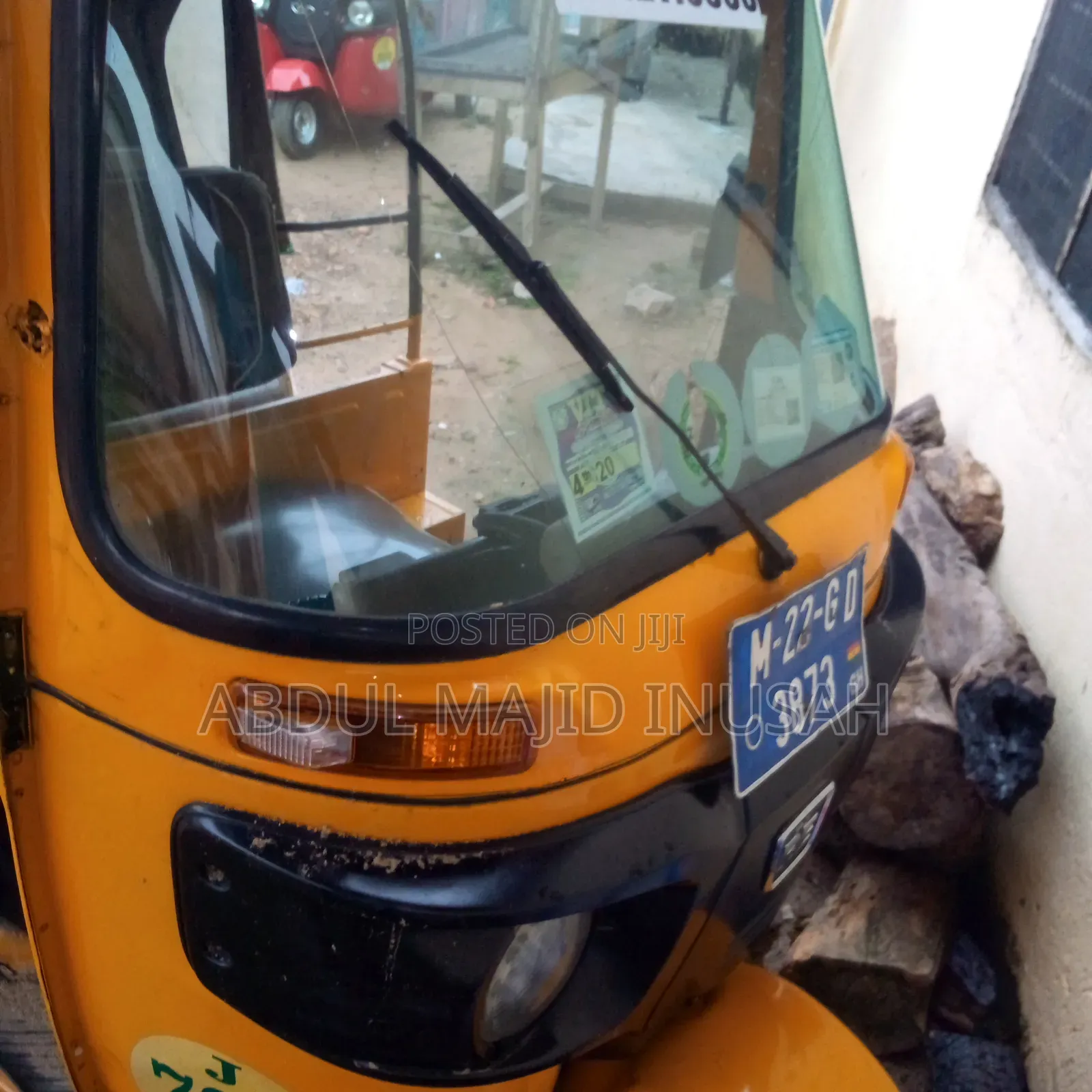 Bajaj RE 2022 Yellow