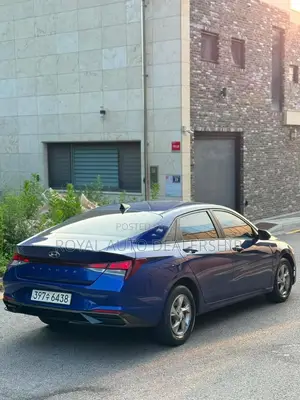 Hyundai Avante 2023 Blue