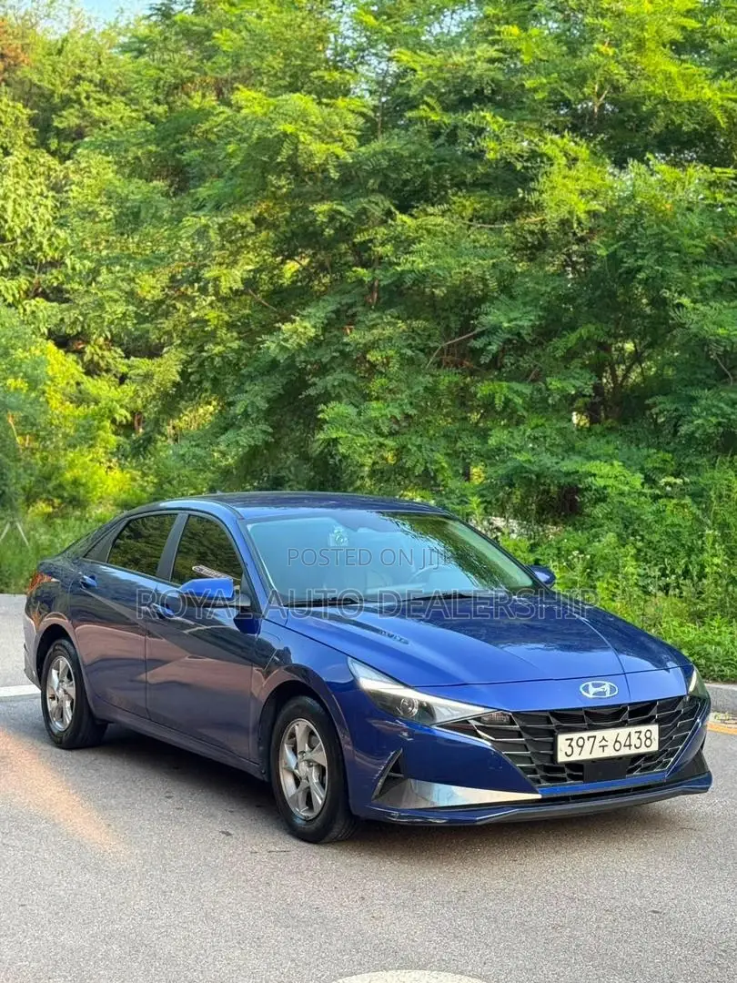 Hyundai Avante 2023 Blue