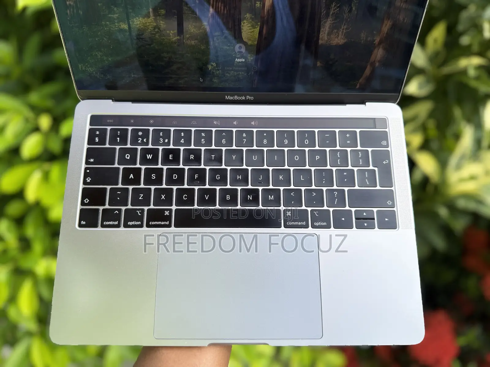 Laptop Apple MacBook Pro 2019 16GB Intel Core i5 SSD 512GB