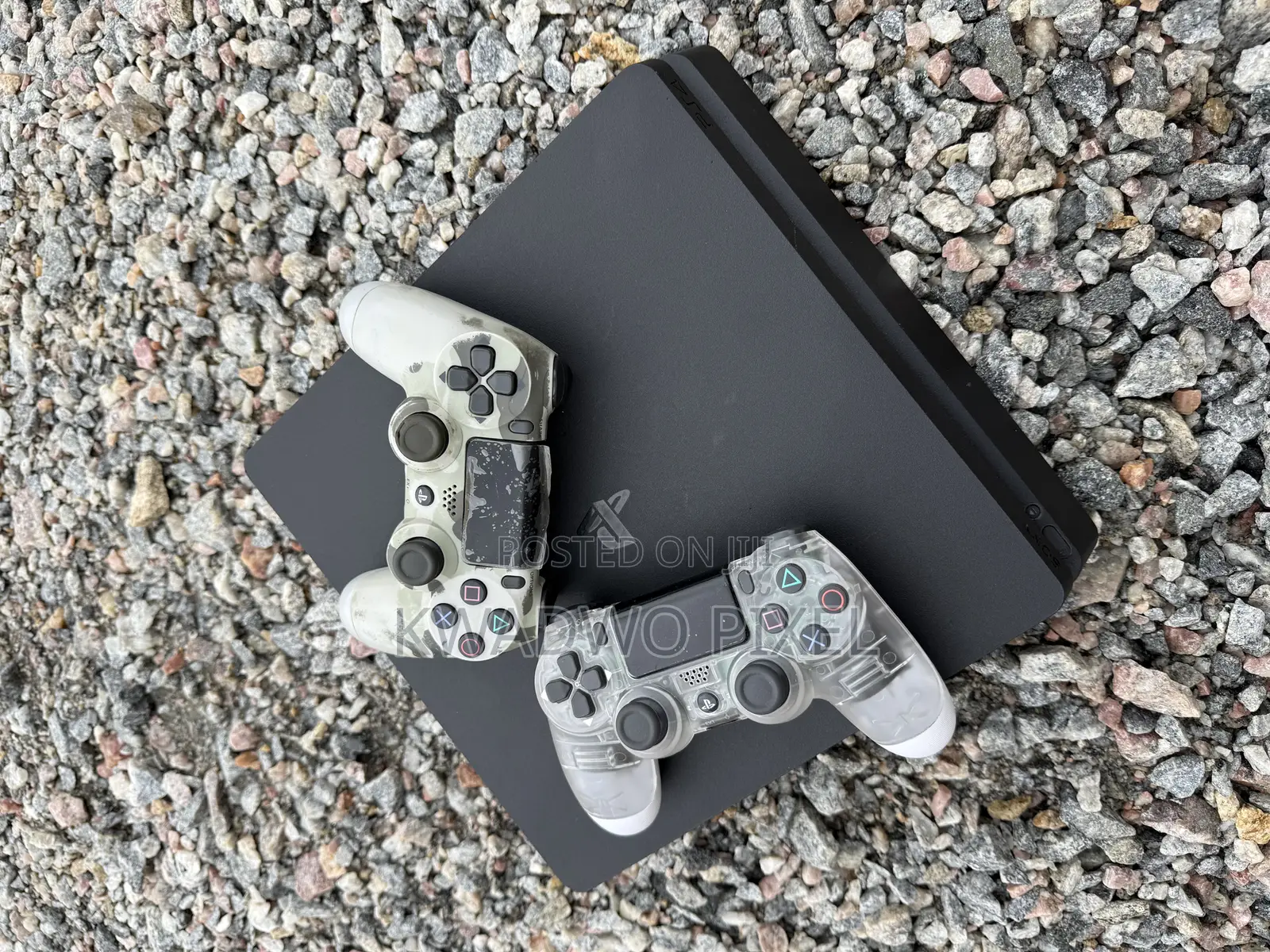 Sony Playstation 4 ( Ps4)