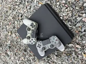 Sony Playstation 4 ( Ps4)