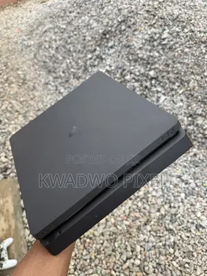 Sony Playstation 4 ( Ps4)