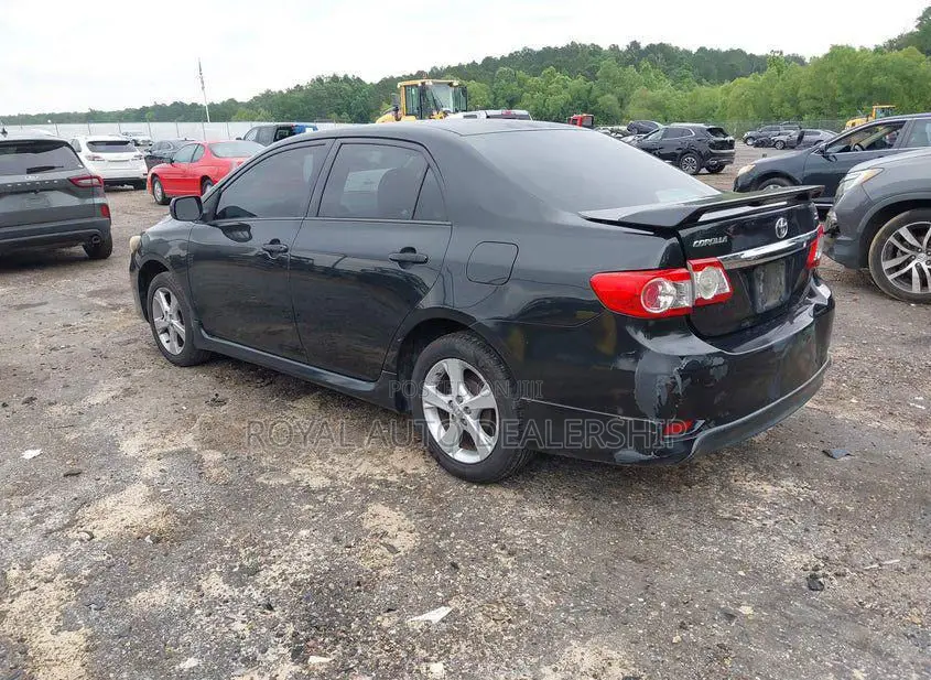 Toyota Corolla 2013 Black
