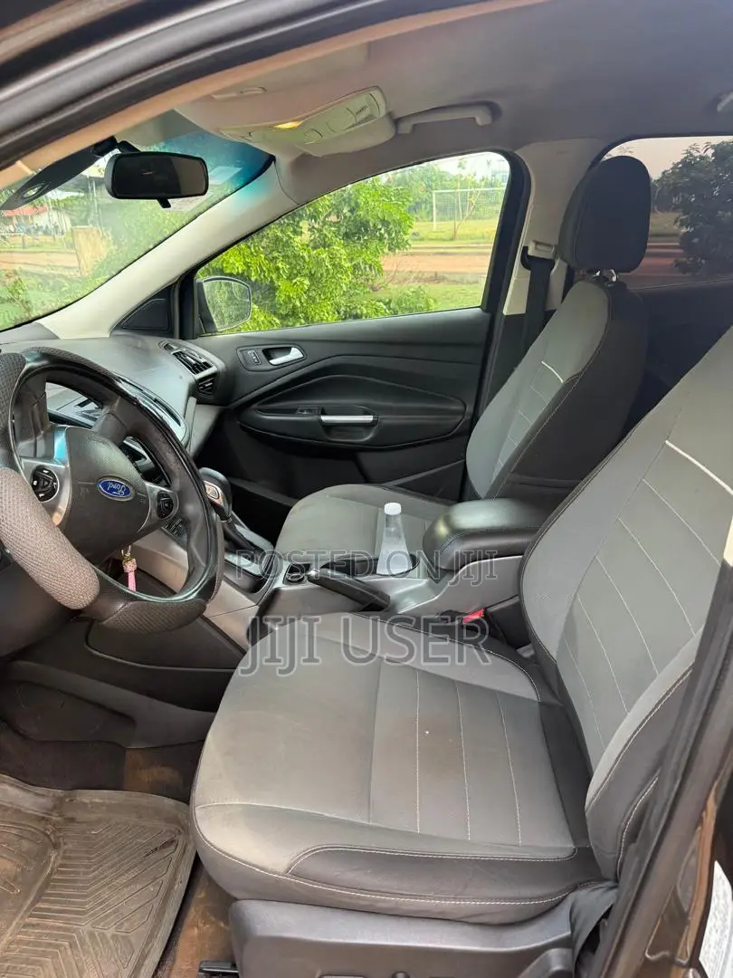 Ford Escape 2016 Gray