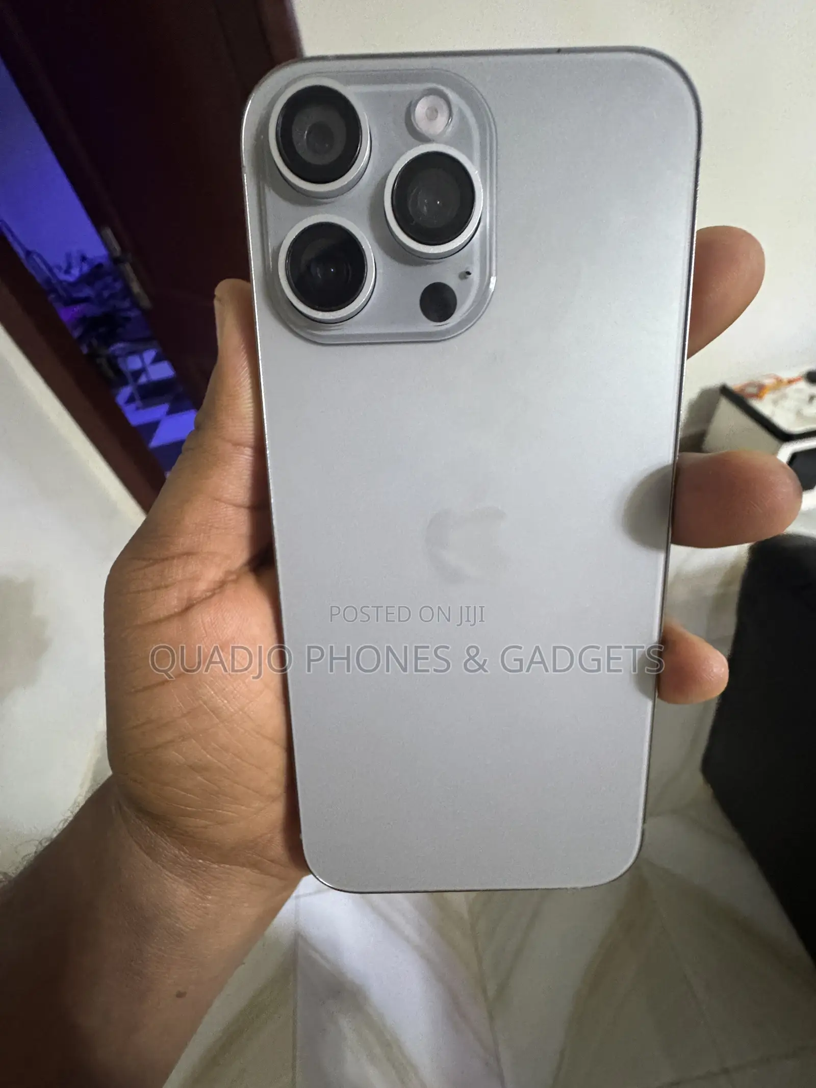 Apple iPhone 16 Pro Max 1 TB Silver