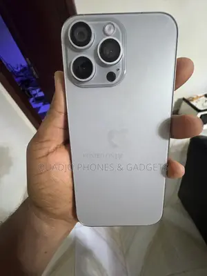Apple iPhone 16 Pro Max 1 TB Silver
