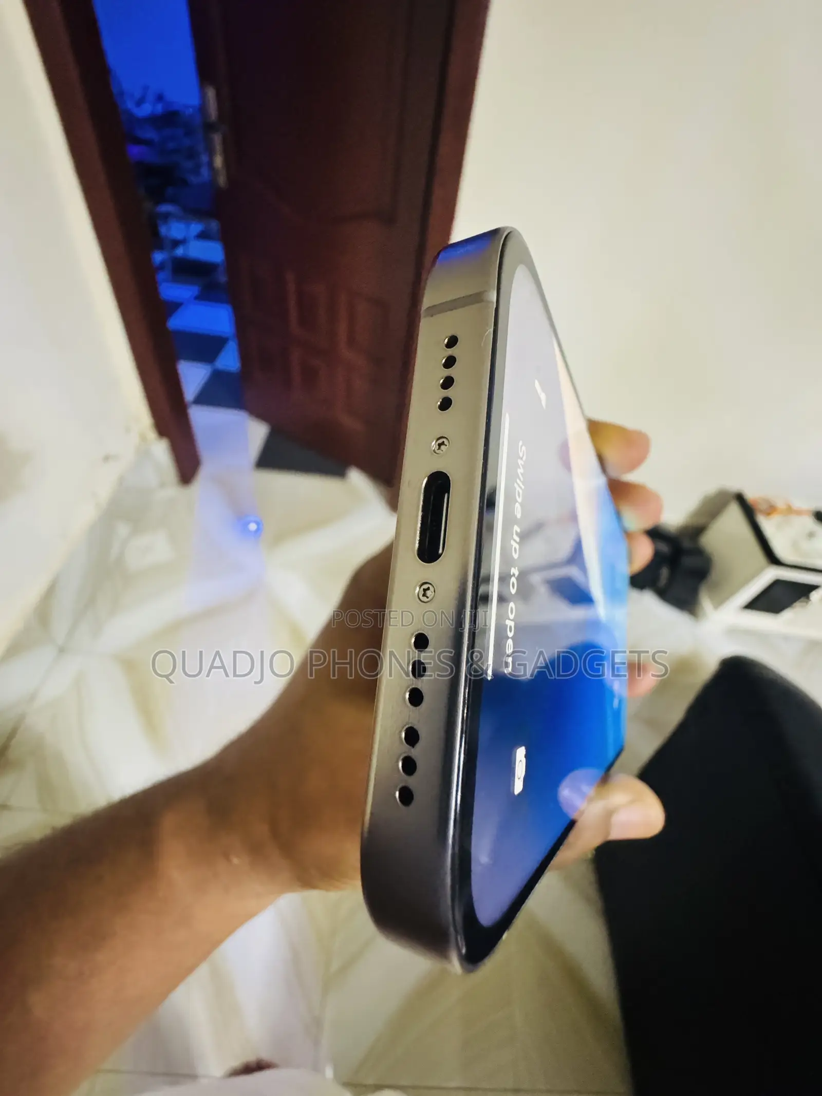 Apple iPhone 16 Pro Max 1 TB Silver