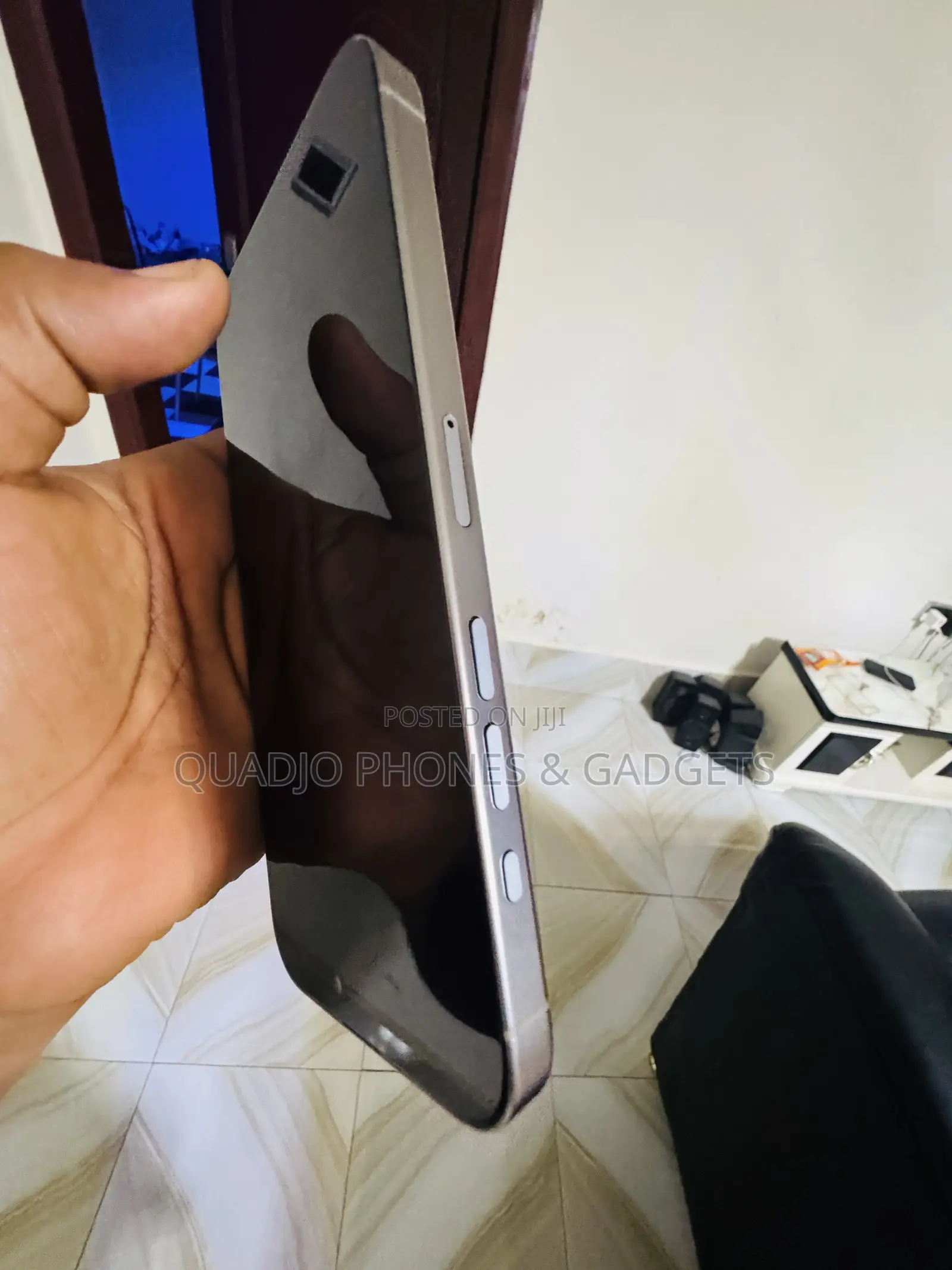 Apple iPhone 16 Pro Max 1 TB Silver