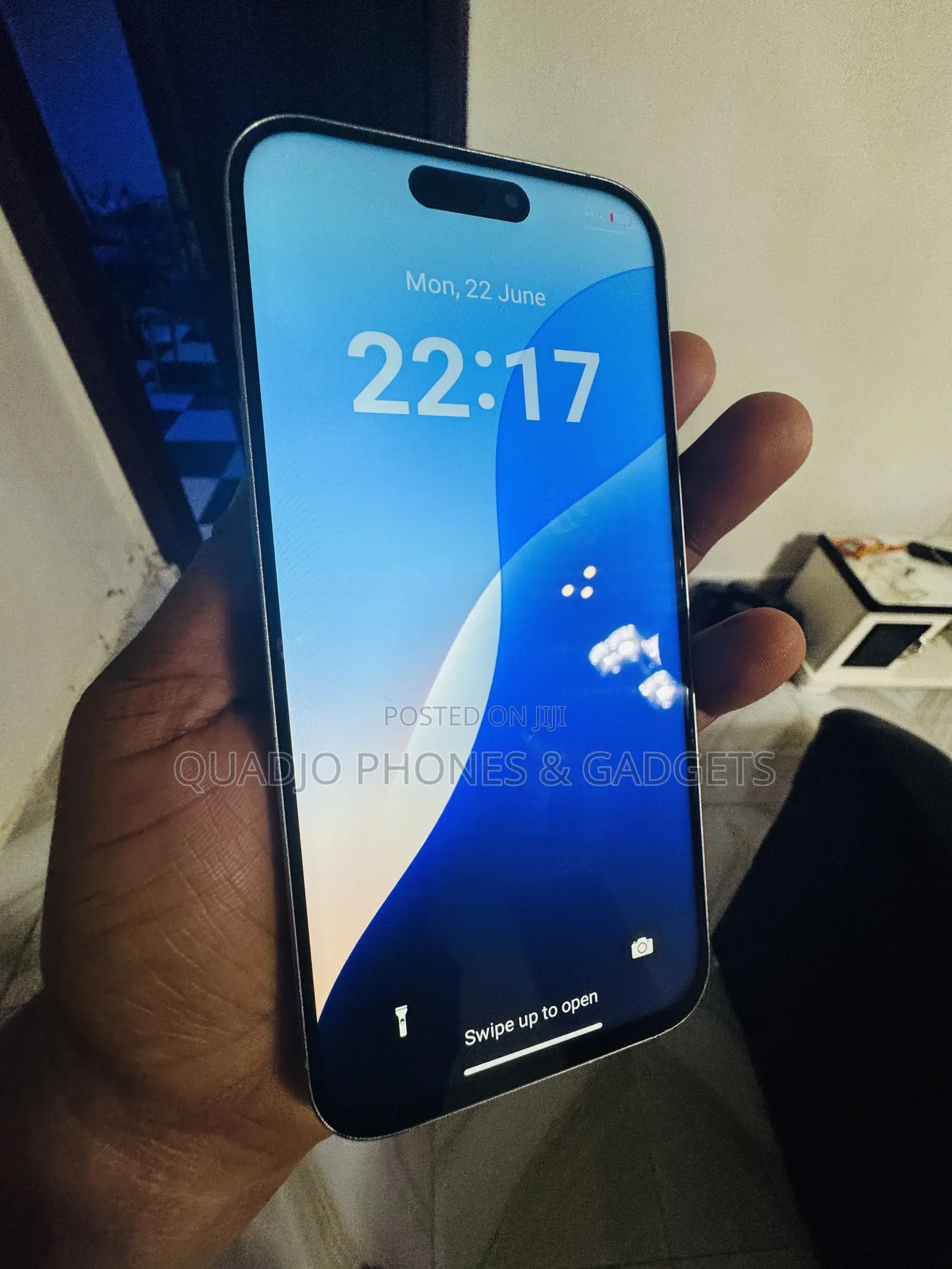 Apple iPhone 16 Pro Max 1 TB Silver