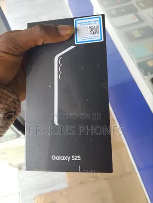 New Samsung Galaxy S25 128 GB Black