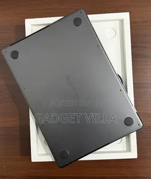 Laptop Apple MacBook Pro 2025 M5 16GB Apple M5 SSD 512GB