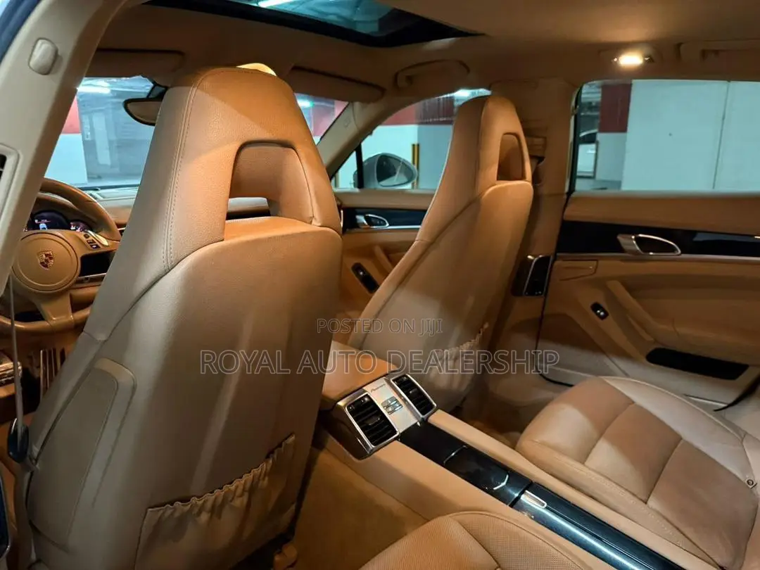 Porsche Panamera 2014 White
