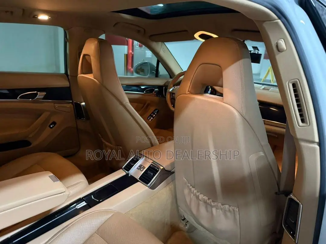 Porsche Panamera 2014 White