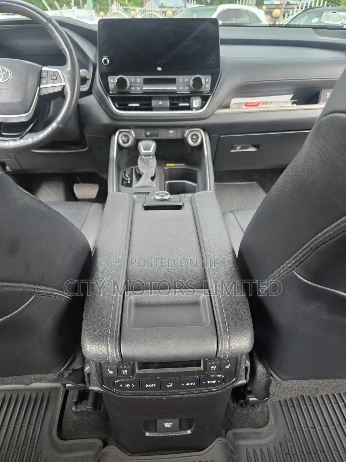 Toyota Grand Highlander 2024 Red
