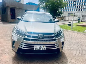 Toyota Highlander 2015 Beige