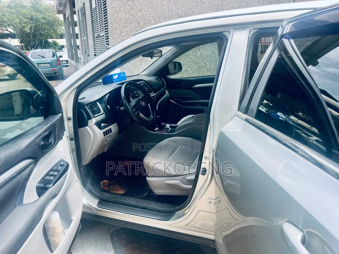 Toyota Highlander 2015 Beige