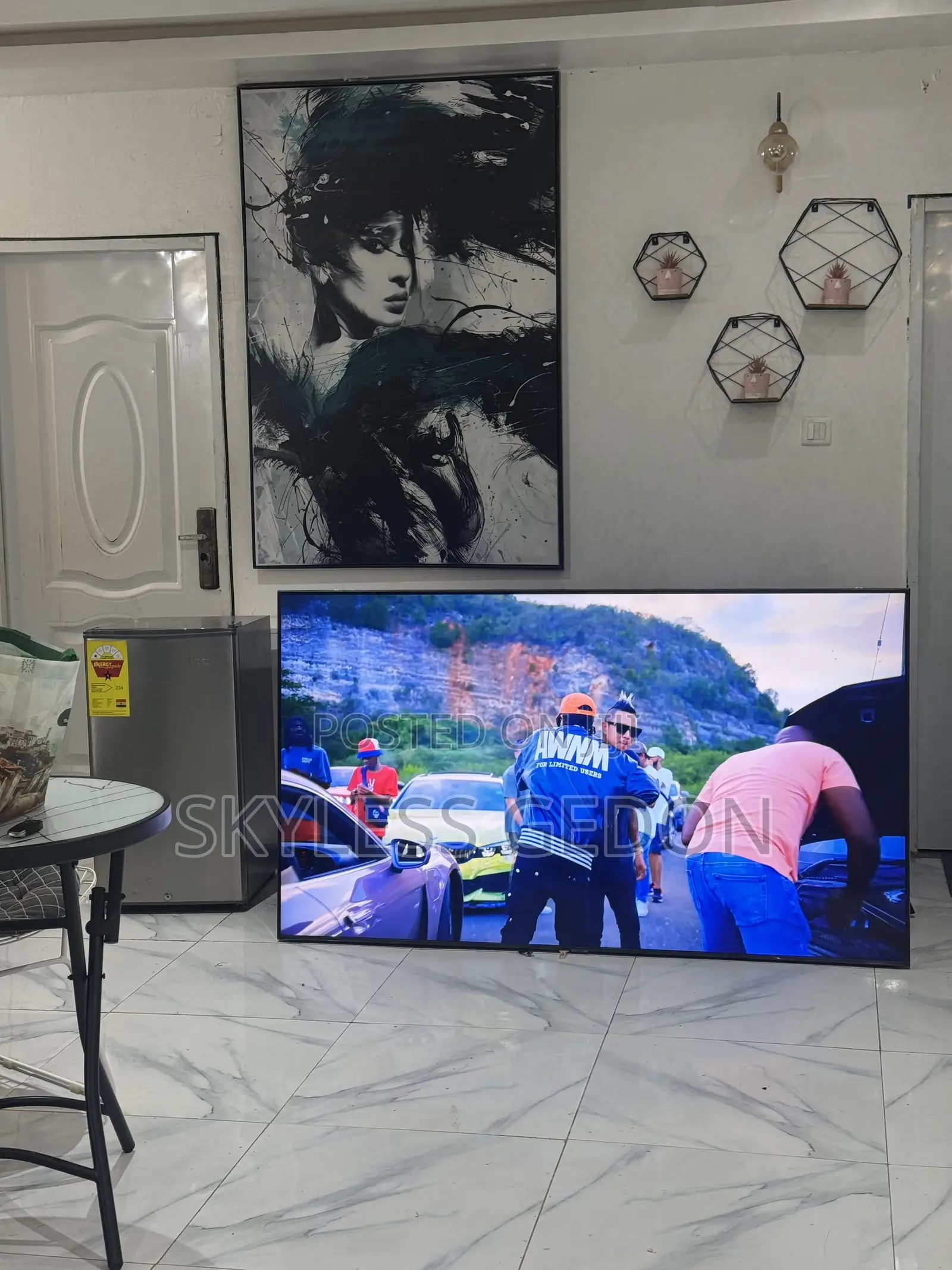 Samsung 75 Inches Smart