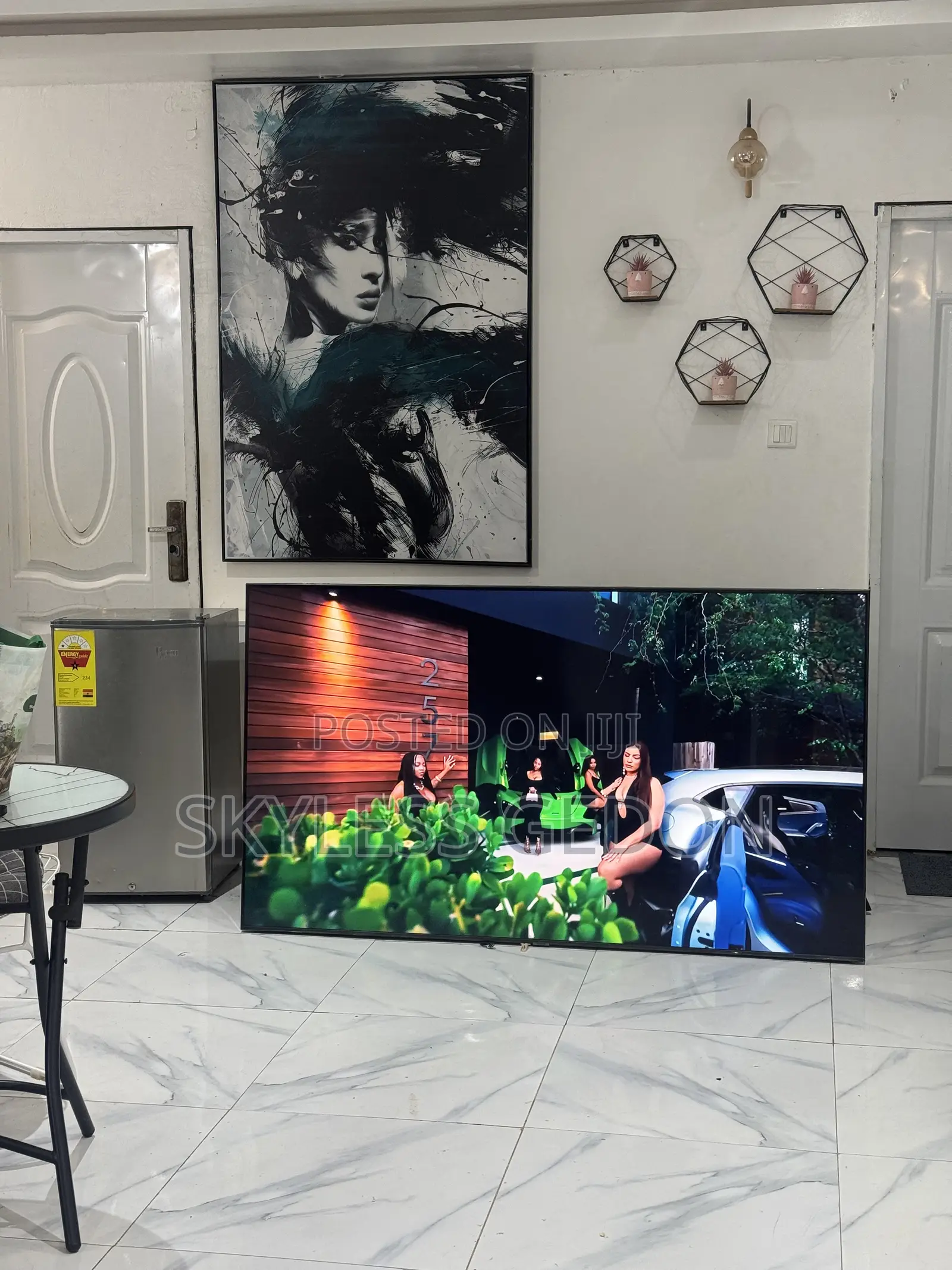 Samsung 75 Inches Smart