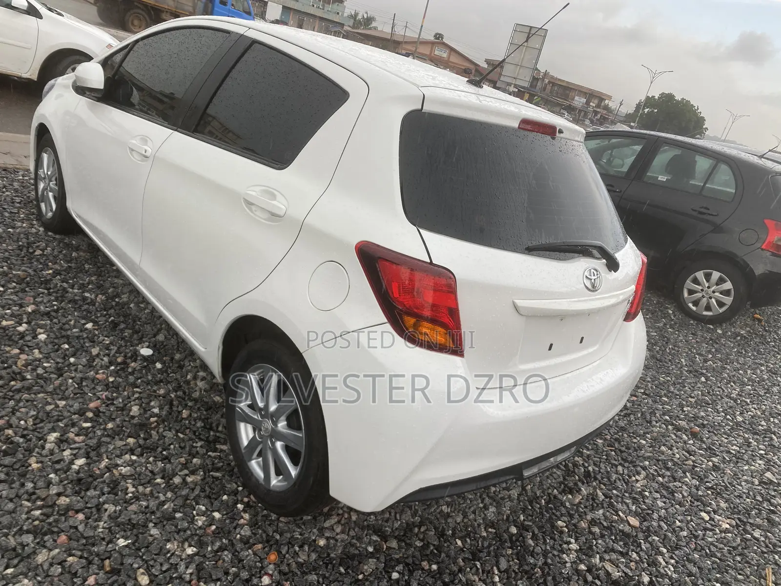 Toyota Yaris 2015 White